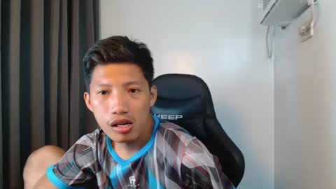 Snapshot of horny_asianmoreno chatting on 09-22-25, 09:17 ROGER online show from 09-22-25, 09:17