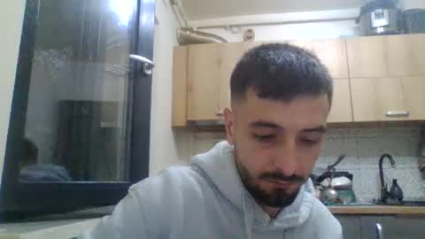 Snapshot of horny_couple9600 chatting on 10-17-25, 04:26 horny_couple9600 online show from 10-17-25, 04:26