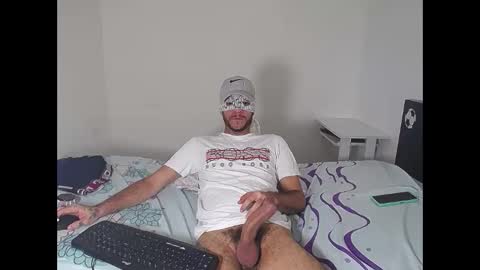 BoyHornyDirty online show from 11-30-25, 09:52
