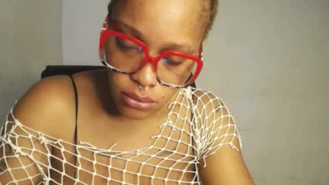 horny_ebonygirl_ online show from 06-09-26, 08:59
