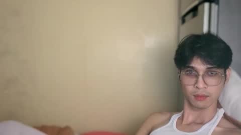 Snapshot of horny_eddie chatting on 09-20-25, 02:45 EDDIE online show from 09-20-25, 02:45