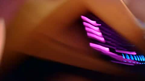 Snapshot of horny_g_ chatting on 07-17-26, 11:17 horny_g_ online show from 07-17-26, 11:17