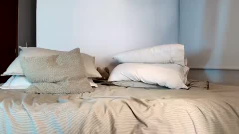 horny_guys_69 online show from 09-28-25, 01:11