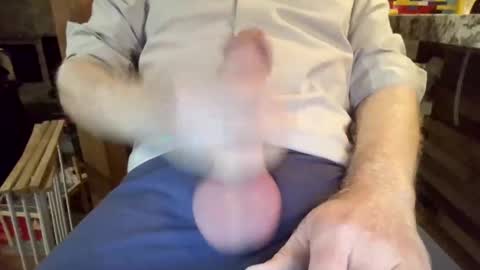Snapshot of horny_hubby0077 chatting on 10-08-25, 04:54 Horny Hubby online show from 10-08-25, 04:54