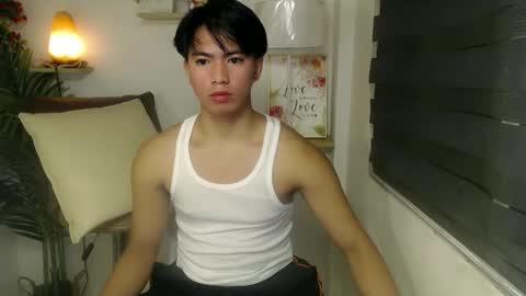 Snapshot of horny_jamesxx chatting on 06-06-26, 06:12 cum boy james online show from 06-06-26, 06:12