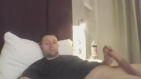 Snapshot of horny_jay86 chatting on 10-19-25, 08:20 horny_jay86 online show from 10-19-25, 08:20