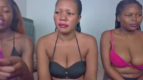 horny_lainie online show from 10-09-25, 07:01