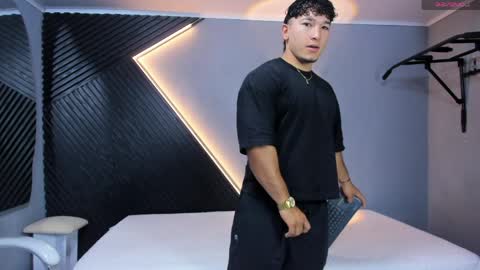 horny_nick18 online show from 04-27-26, 01:42