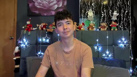 Alex and Camilo online show from 12-27-24, 03:15