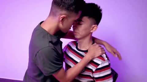 Alex and Camilo online show from 12-01-25, 02:55