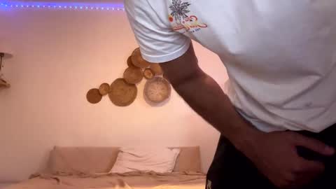 hornyasfuckk33 online show from 10-29-25, 11:34