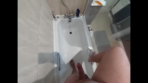 Snapshot of hornybiker1987 chatting on 01-15-25, 06:33 hornybiker1987 online show from 01-15-25, 06:33