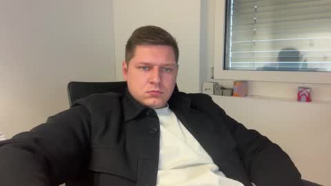 hornyboy95300 online show from 12-07-24, 01:40