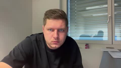 hornyboy95300 online show from 11-08-25, 08:47