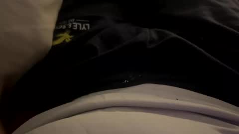 Snapshot of hornyderry chatting on 10-16-25, 02:01 hornyderry online show from 10-16-25, 02:01