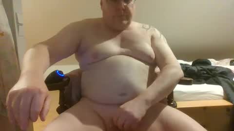 Snapshot of hornydick874303 chatting on 01-16-25, 07:31 Meikelmeier online show from 01-16-25, 07:31