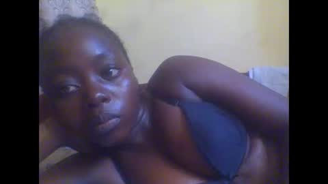 Snapshot of hornygal001 chatting on 01-20-25, 01:42 hornygal001 online show from 01-20-25, 01:42