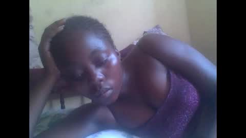 Snapshot of hornygal001 chatting on 01-24-25, 12:10 hornygal001 online show from 01-24-25, 12:10