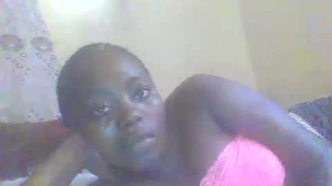 Snapshot of hornygal001 chatting on 02-19-25, 06:00 hornygal001 online show from 02-19-25, 06:00