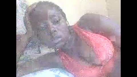 Snapshot of hornygal001 chatting on 03-08-25, 06:43 hornygal001 online show from 03-08-25, 06:43