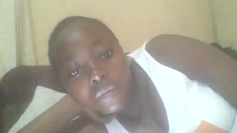 Snapshot of hornygal001 chatting on 09-13-25, 05:18 hornygal001 online show from 09-13-25, 05:18