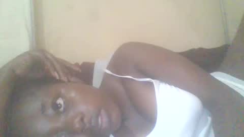 Snapshot of hornygal001 chatting on 09-19-25, 05:09 hornygal001 online show from 09-19-25, 05:09