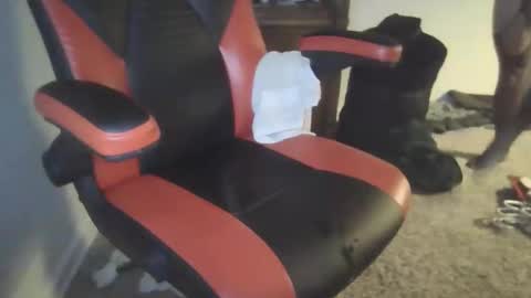 Snapshot of hornyguy65428 chatting on 10-22-25, 02:12 hornyguy65428 online show from 10-22-25, 02:12