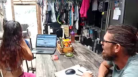 Nix  D online show from 10-19-25, 10:49