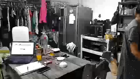 Nix  D online show from 10-21-25, 04:30