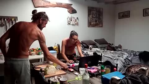 Nix  D online show from 12-21-25, 12:34