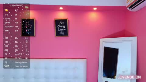 Snapshot of hornyhousekeeper_ chatting on 12-09-24, 12:51 Valentina  online show from 12-09-24, 12:51