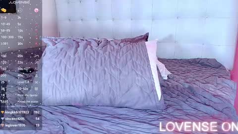 Snapshot of hornyhousekeeper_ chatting on 12-29-24, 03:46 Valentina  online show from 12-29-24, 03:46