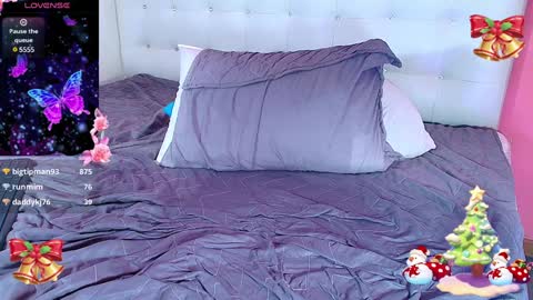 Snapshot of hornyhousekeeper_ chatting on 12-31-24, 02:36 Valentina  online show from 12-31-24, 02:36