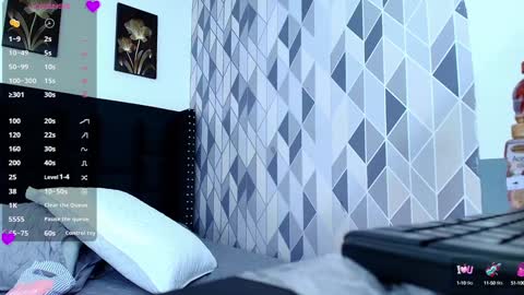 Snapshot of hornyhousekeeper_ chatting on 02-03-25, 12:25 Valentina  online show from 02-03-25, 12:25