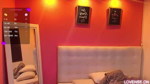 Snapshot of hornyhousekeeper_ chatting on 03-11-25, 12:06 Valentina  online show from 03-11-25, 12:06