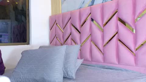 Snapshot of hornyhousekeeper_ chatting on 09-16-25, 12:28 Valentina  online show from 09-16-25, 12:28