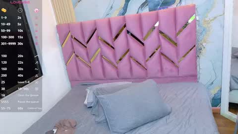 Snapshot of hornyhousekeeper_ chatting on 09-24-25, 12:52 Valentina  online show from 09-24-25, 12:52