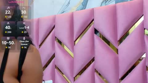 Snapshot of hornyhousekeeper_ chatting on 10-12-25, 12:15 Valentina  online show from 10-12-25, 12:15