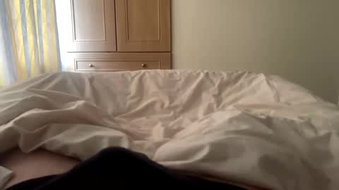 Snapshot of hornyian91 chatting on 12-29-24, 11:18 Liverpool lad online show from 12-29-24, 11:18