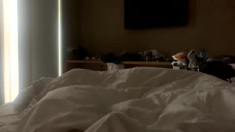 Snapshot of hornyian91 chatting on 09-28-25, 07:36 Liverpool lad online show from 09-28-25, 07:36