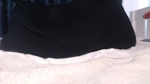 Snapshot of hornyjoy_ chatting on 01-25-25, 06:45 Joy online show from 01-25-25, 06:45