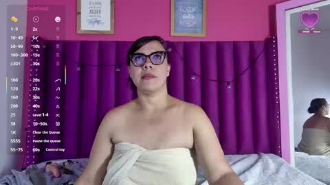 Natasha  online show from 02-06-26, 06:33