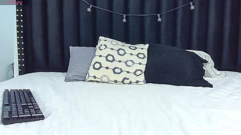 Ambar  online show from 01-28-25, 05:24