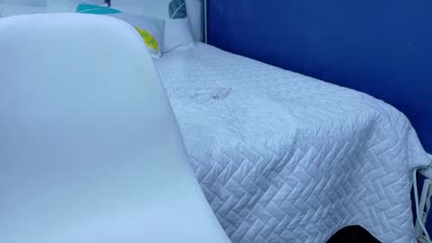 Ambar  online show from 02-14-25, 07:33