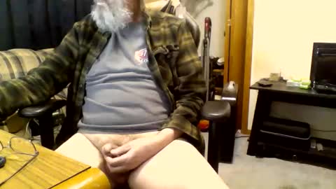 Snapshot of hornymanwi chatting on 02-17-26, 04:46 hornymanwi online show from 02-17-26, 04:46