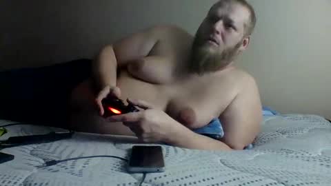 Snapshot of hornynccascade chatting on 12-14-25, 07:14 hornynccascade online show from 12-14-25, 07:14