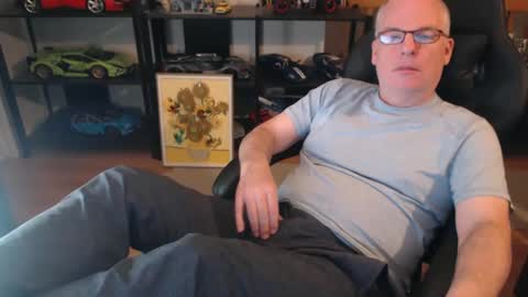 Snapshot of hornynthick70 chatting on 03-08-25, 02:34 hornynthick70 online show from 03-08-25, 02:34