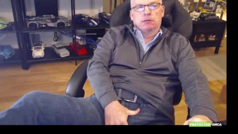 Snapshot of hornynthick70 chatting on 12-17-25, 12:16 hornynthick70 online show from 12-17-25, 12:16