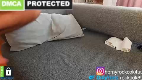 Snapshot of hornyrockcok4uu chatting on 01-27-25, 09:23 HORNY ROCK online show from 01-27-25, 09:23