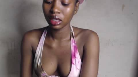 Bella online show from 04-27-26, 07:50